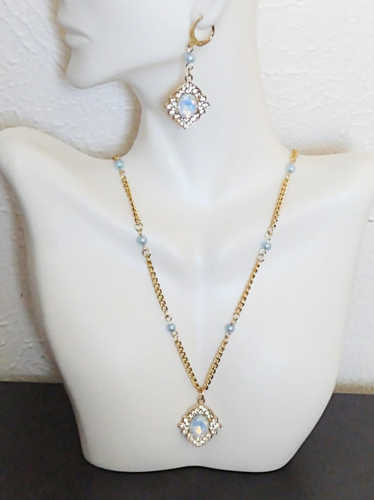 "Ice Pearls" Gold Stainless Steel Pendant Necklace