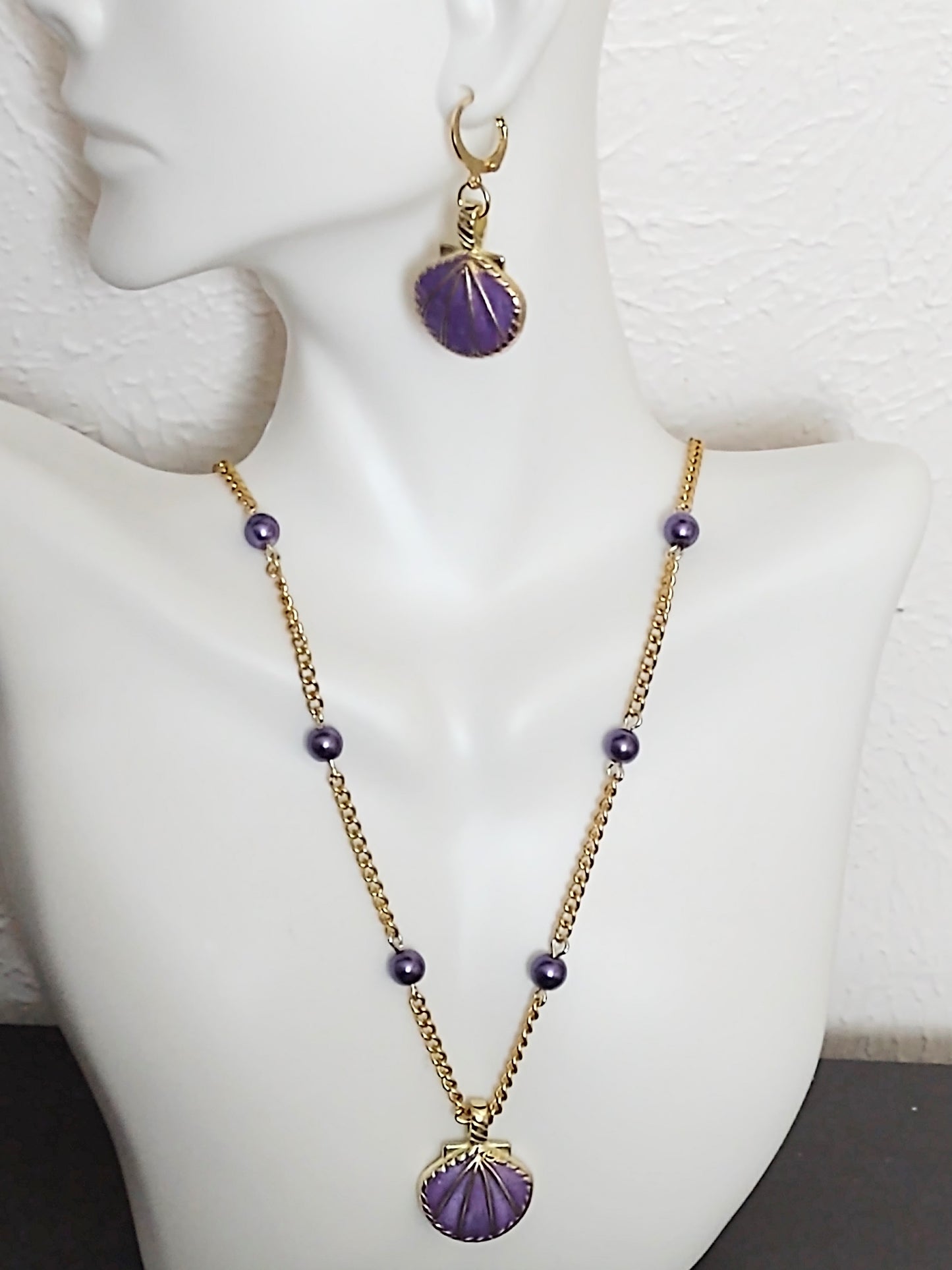 "Ocean Dreams" Gold Stainless Steel Seashell Necklace