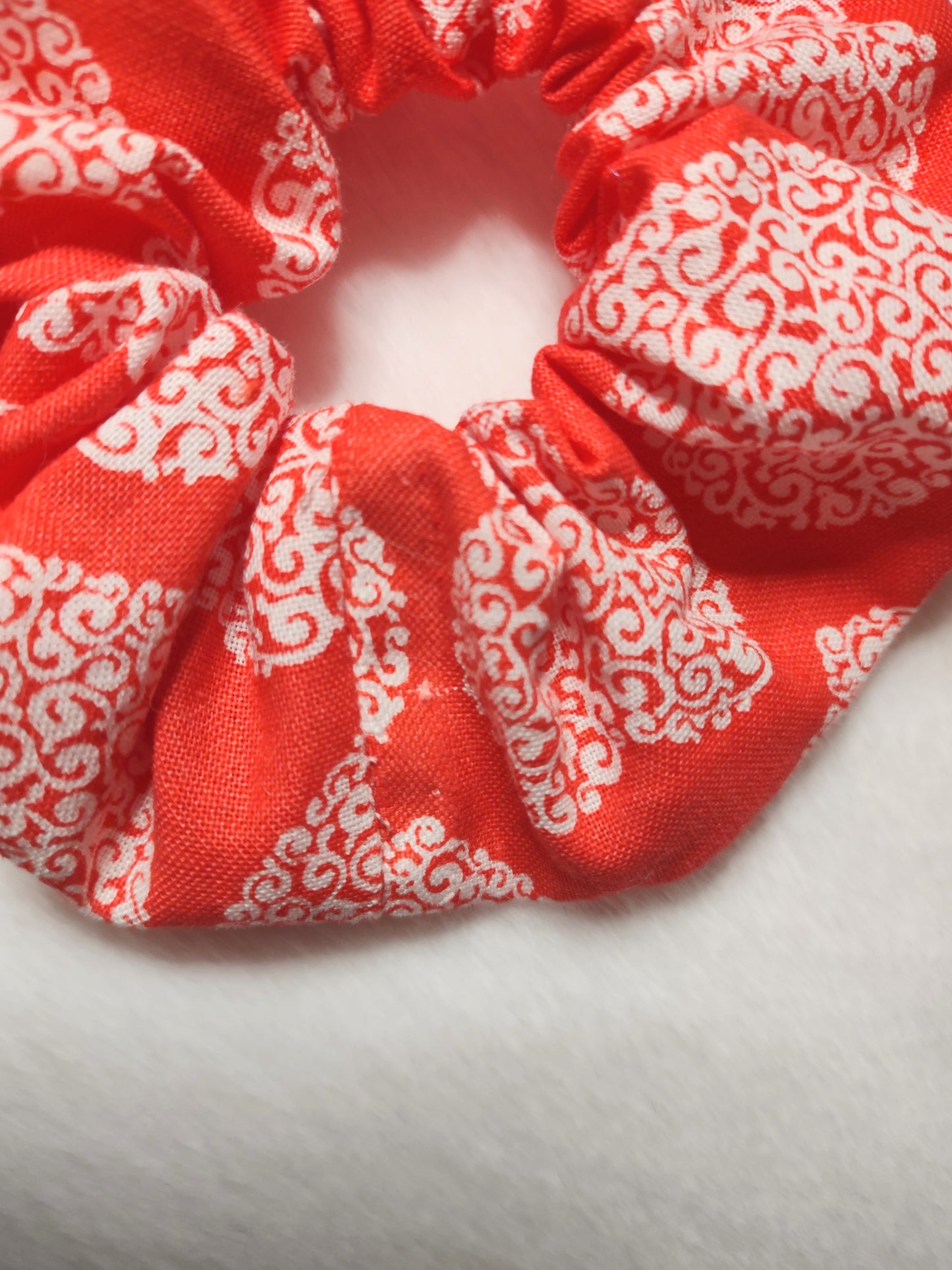 "Heart Scrolls" Red and White Hair Scrunchie